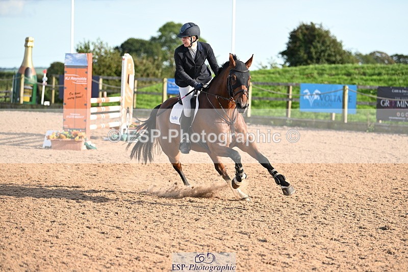 240913A-170144-05262 - Cls 19 Snr 1m Open Speed Derby