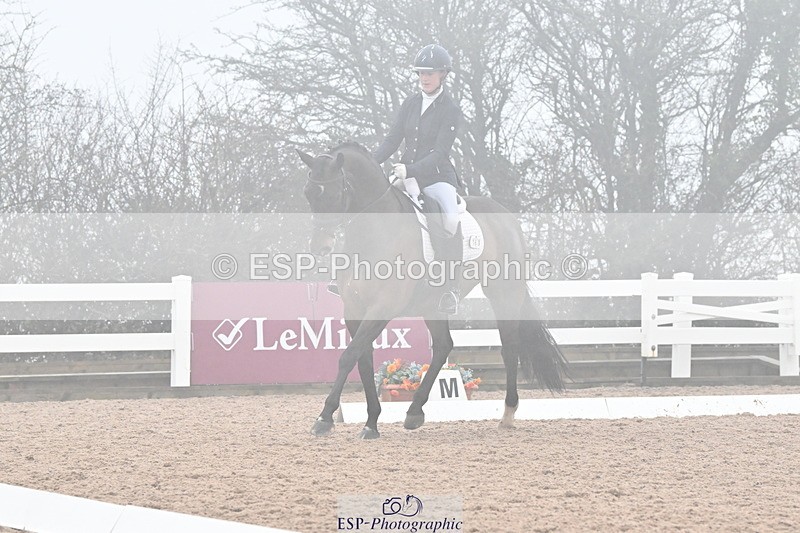 240217A-142842-03449 - 163-Anna.Johannson-Diamond.Bar