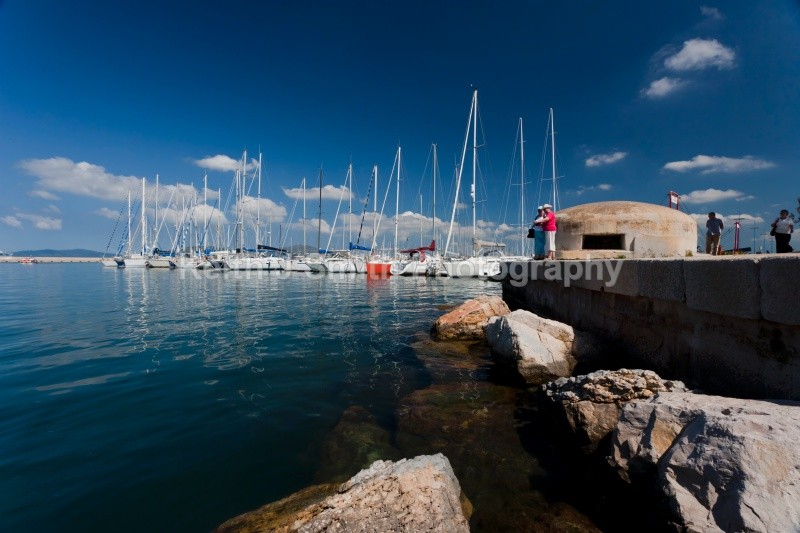 YR6M8372 (RM) - Worldwide