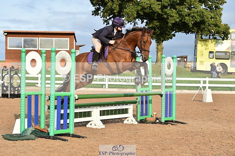 220829A-181344-00525 - 90cm classes