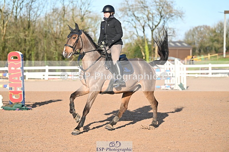 231210A-130708-02487 - Cls 20 Newcomers & 1.10m Open