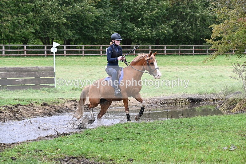 WJ6_5923 - Time at Photographer 12:31 to 12:40