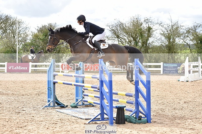 240403A-152314-00953 - Cls 5 Foxhunter and 1.20m Open