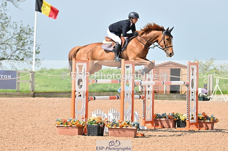 240512A-105724-17430 - Cls 48 National 1.30m Open