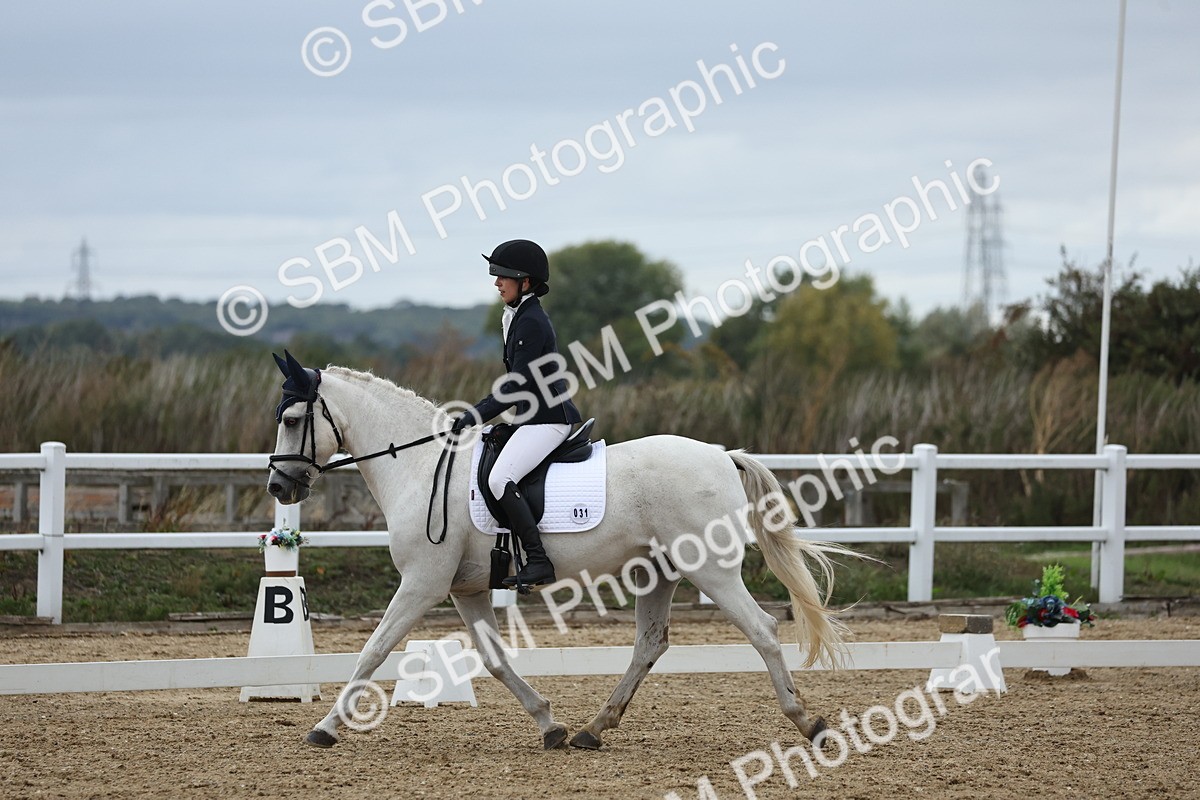 SBM_004249 - Class 8 - Novice 3 Champs