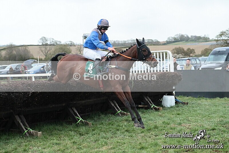 PtP 130425 407 - Edgecote Races 13/04/25