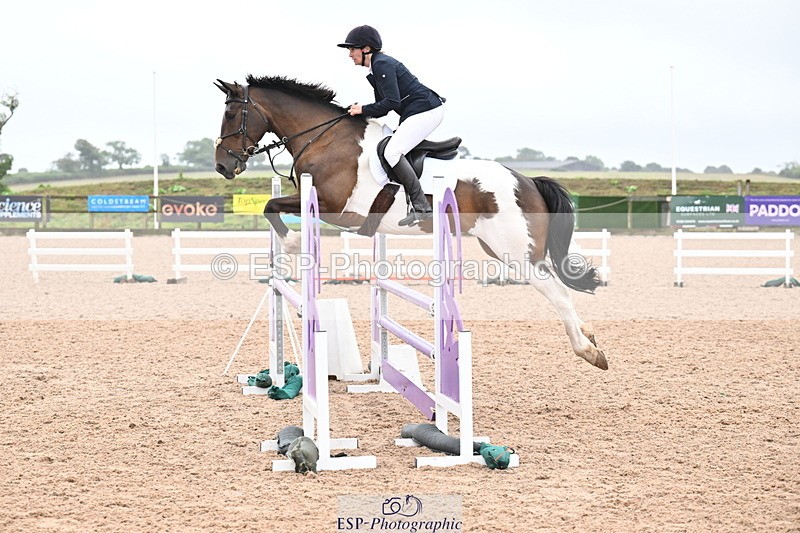 250827B-110217-00234 - Clear Round & Cls 1 Brit Nov 90cm