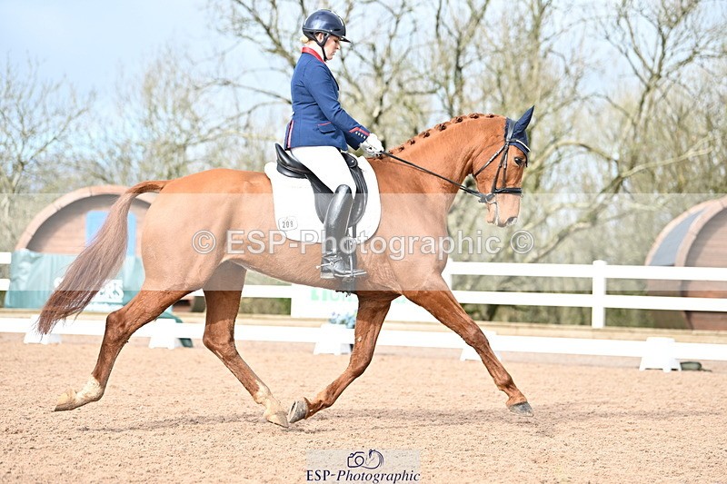 240218A-123640-07029 - 208-Charlotte.Dicker-Catherston.Zahara