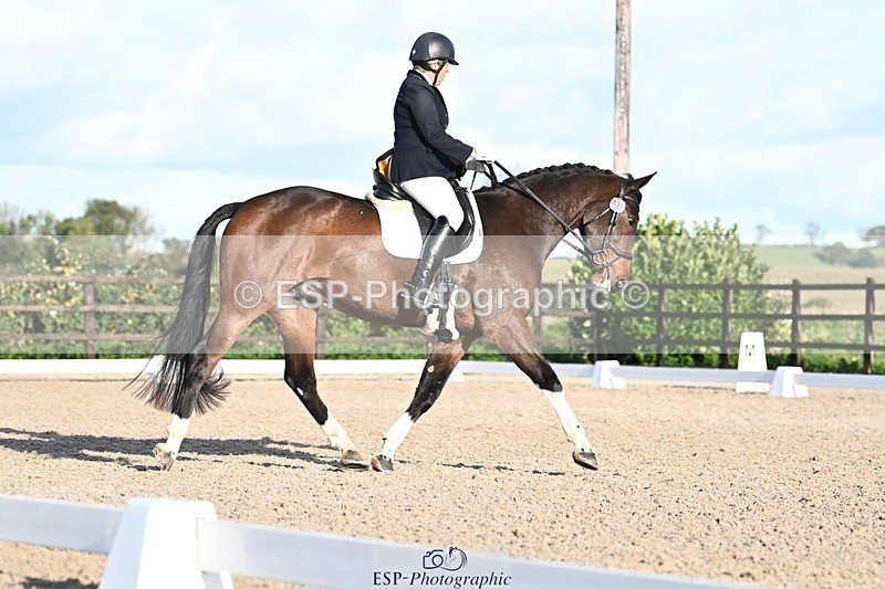 231105-142008-02334 - Cls 5 Novice 27 Start to 15.30 break