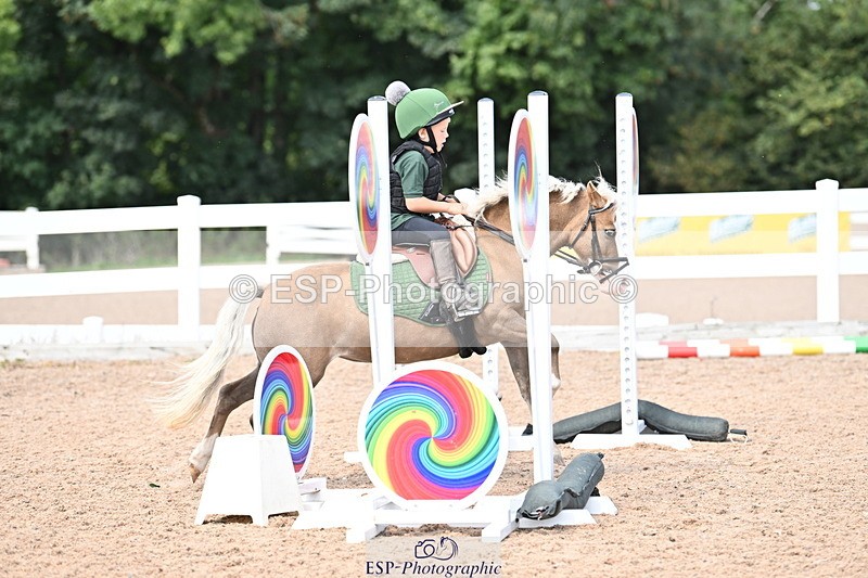 250821B-144451-00850 - Group D - Thomasina