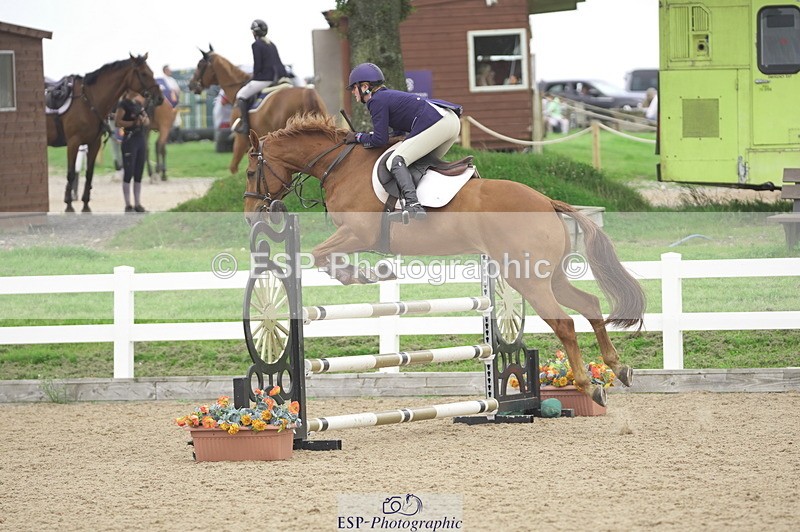 230810A-134020-02484 - Cls 4 1.05m Amateur Quali