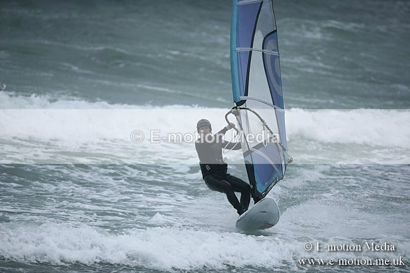 WS 150913-49 - Windsurfing