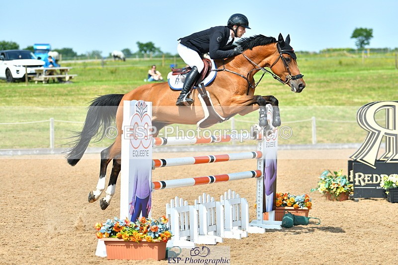 230609A-153446-01611 - Cls 6 National 1.40m