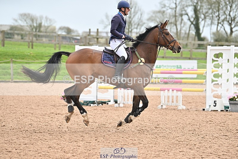 240405A-124610-01324 - Cls 3 Foxhunter