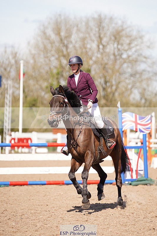 240418A-131550-02891 - Cls 37, Amateur 1.05m