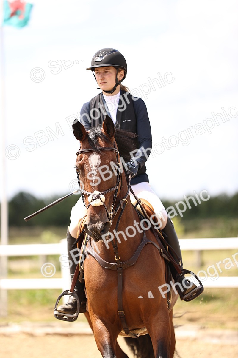 SBM_003534 - Class 22 - Senior Foxhunter 1.20m