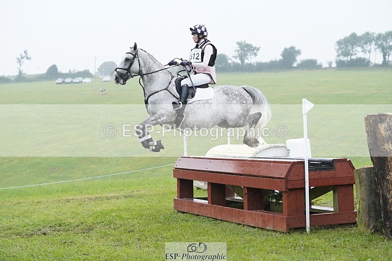 240901A-154130-10716 - 512-Jessica.Long-LADY.GREY