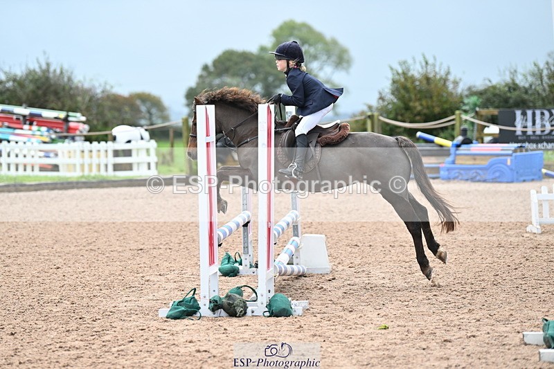 231029A-093109-02416 - 60cm Club and Schools