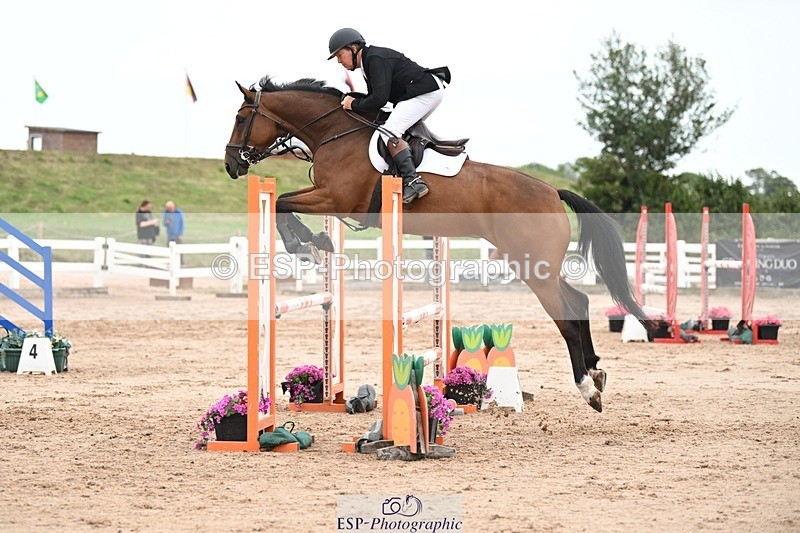 250727-101613-09253 - Cls 32 Discovery and 1m