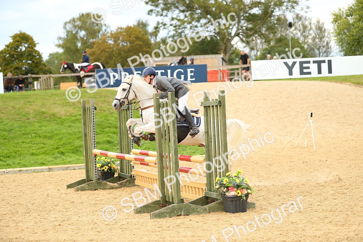 SBM_76124 - J19 - Junior 90cm Supreme Championship