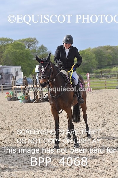 BPP_4068 - CLASS 9 - FRI - Senior Newcomers/ 1.10m Open