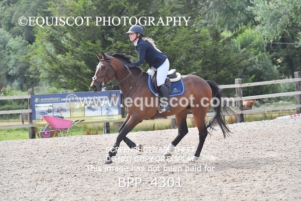 BPP_4301 - CLASS 12 SUN Senior British Novice/ 90cm Open