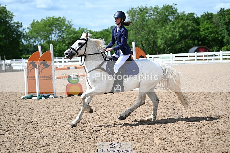 240608A-154832-01686 - Cls 12 Pony Foxhunter and 1.10m Open