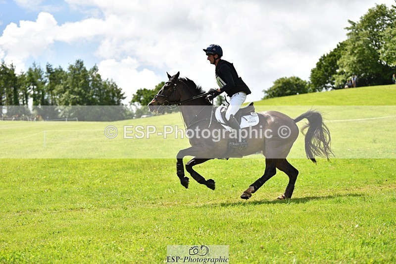 240526-122310-21612 - 401-PLOT_TWIST_B-Tom_Jackson