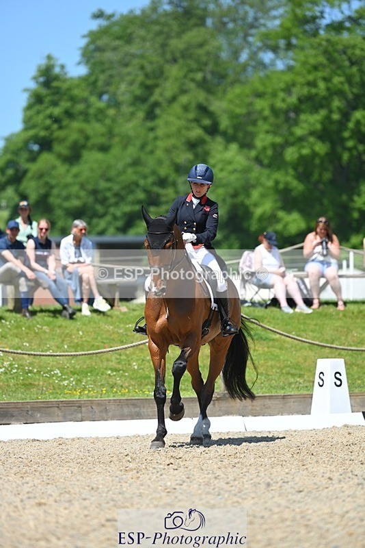 230526-121258-05969 - 474-LONDON_52-Laura_Collett-DR