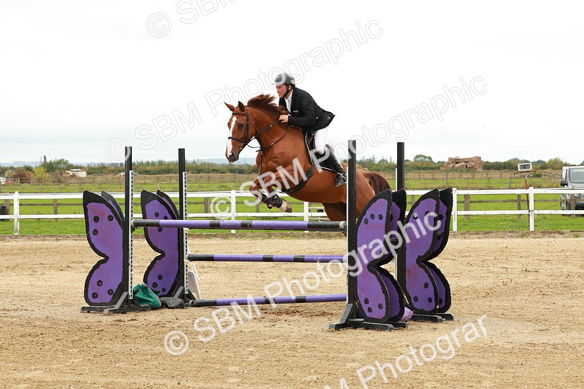 1I0A8090 - Class 5 - Senior Foxhunter 1.20m