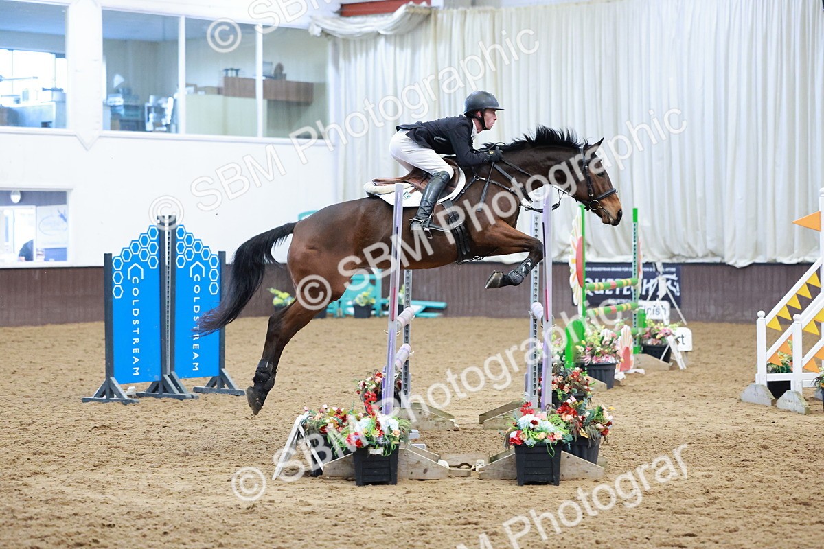 SBM_003894 - Class 11 - Senior Newcomers/ 1.10m Open