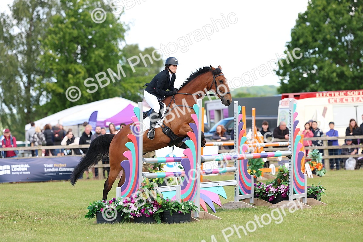 SBM_13483 - Class 206 - Senior Newcomers - 1.10m Open