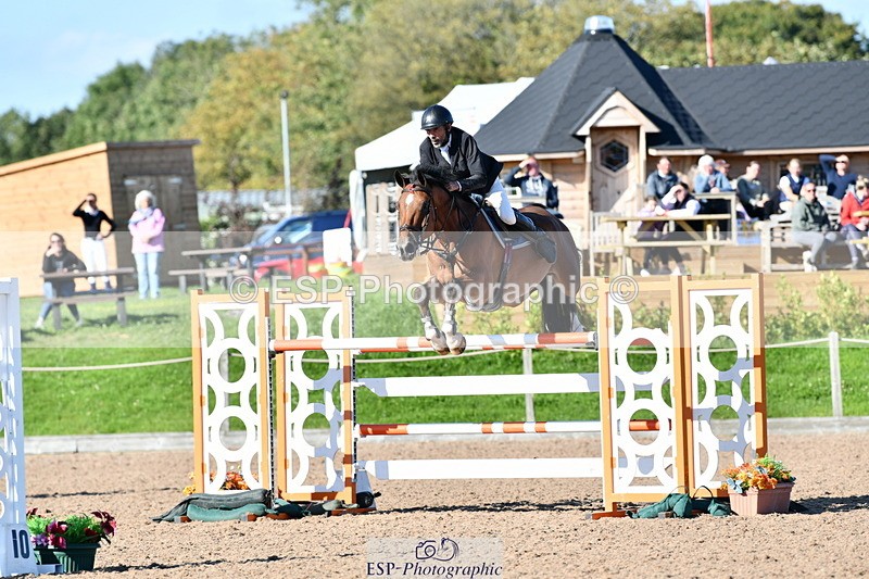 240914A-161100-08189 - Cls 18-S National 1.40m Open