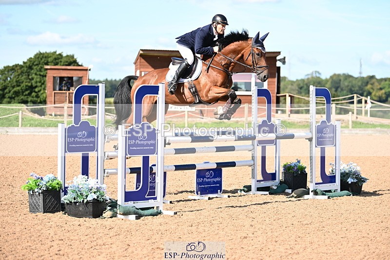 240913A-111140-03827 - Cls 14 Snr Newcomers