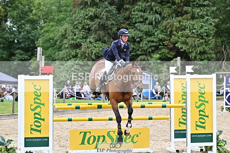 250524A-142311-12487 - D-460-Jenny.Caras-SOMMERSBY