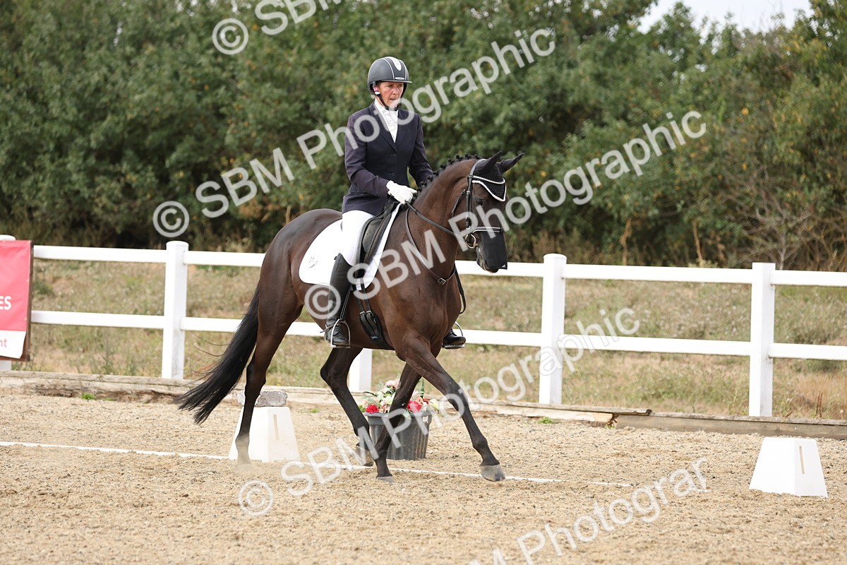 SBM_015595 - Class 6 - E5 Silver 15.54.16.58
