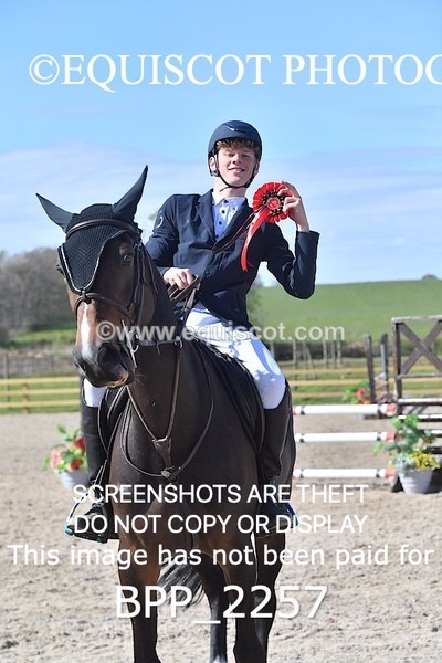 BPP_2257 - CLASS 22 SUN Senior BritiNovice/ 90cm Open