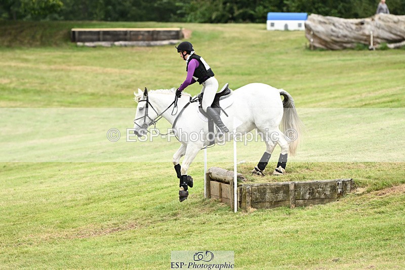 240825X-154433-36563 - 80cm XC 15.30 to 16.30