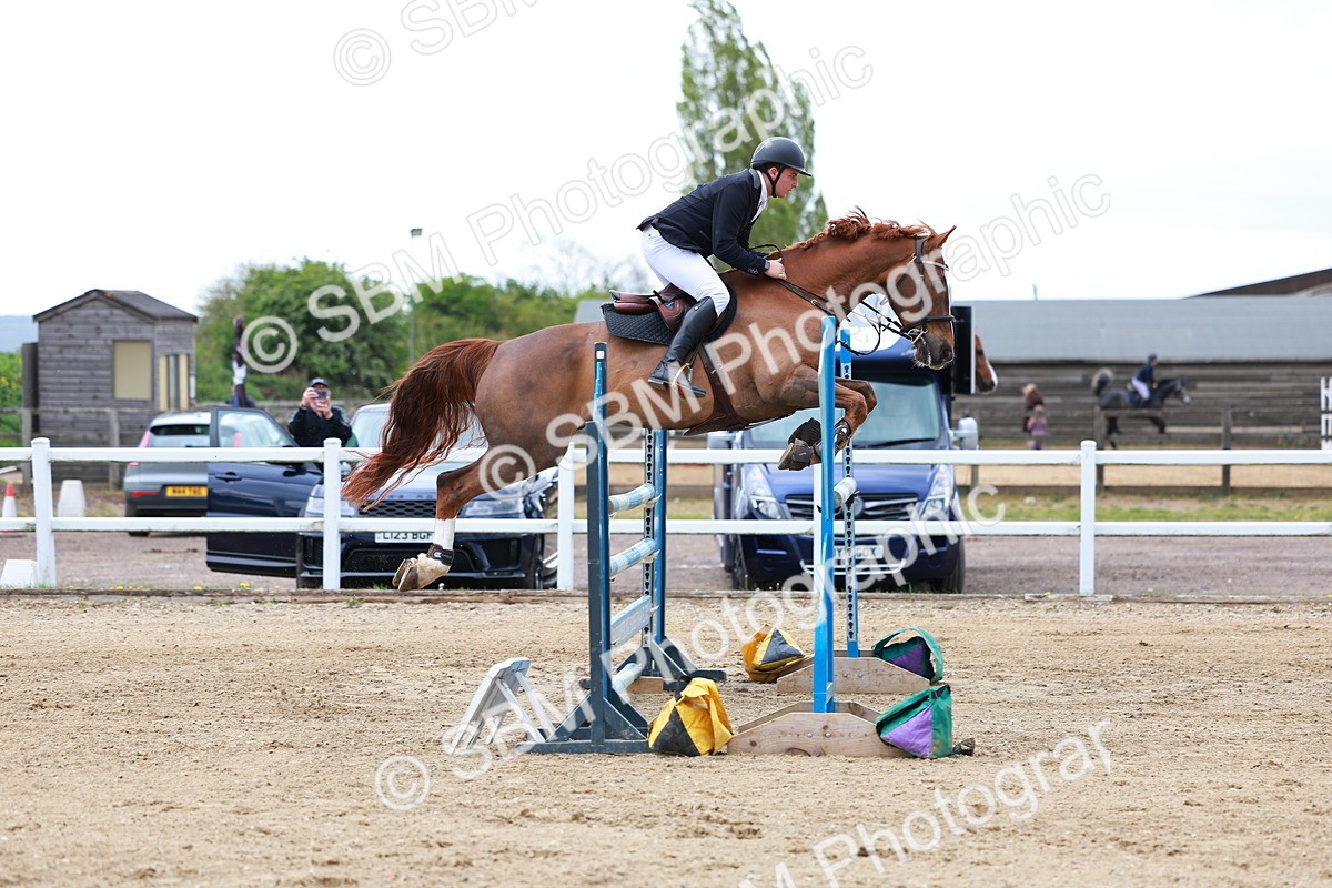 SBM_002621 - Class 11 - Senior Foxhunter - 1.20m