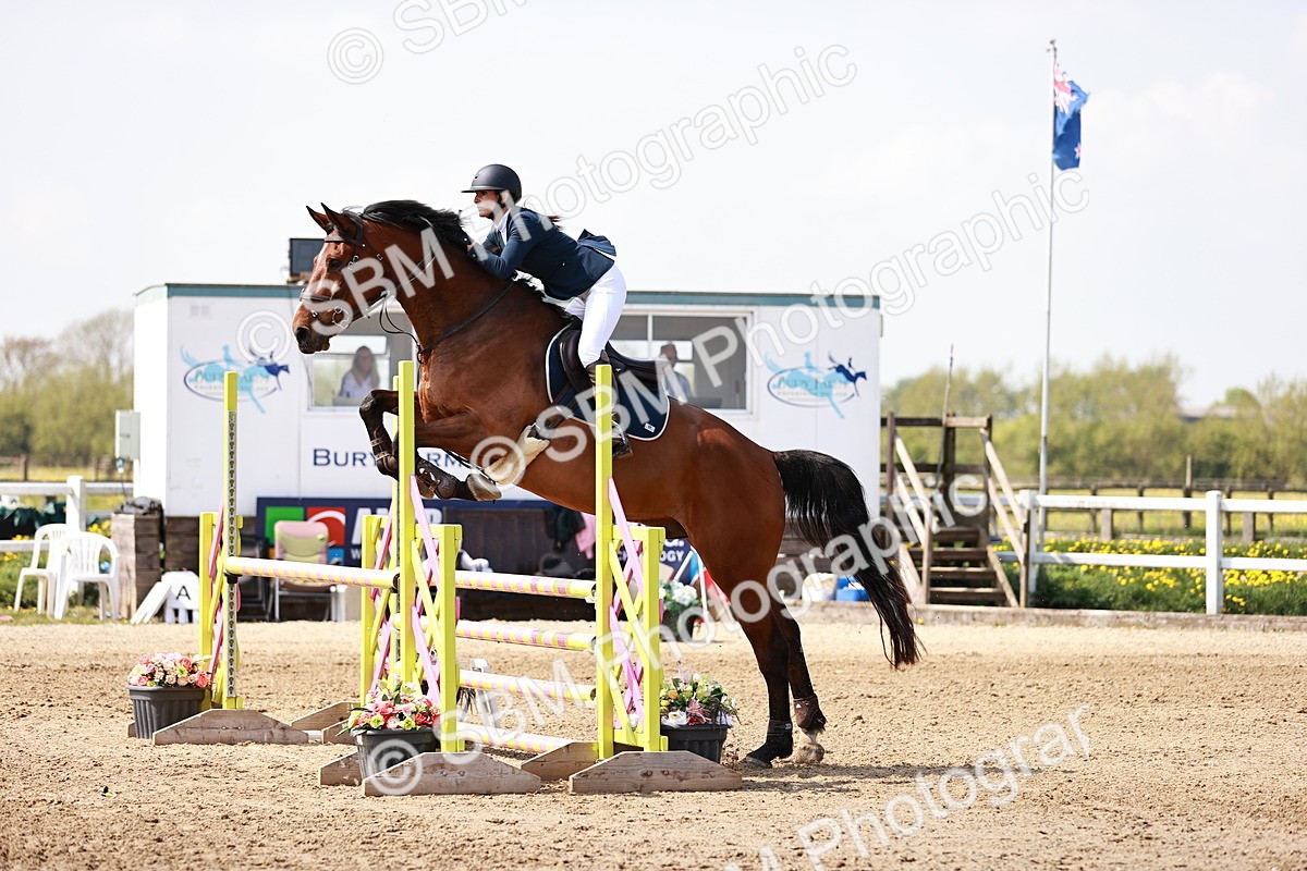  - Class 23 - Senior 1.05m