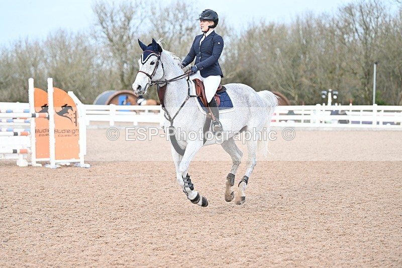 231208A-124604-00810 - Cls 5 Newcomers & 1.10m Open