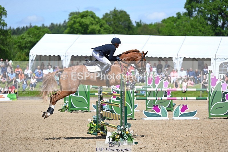 240525-125411-15107 - 411-NEFFECT_S-Kat_Raybould