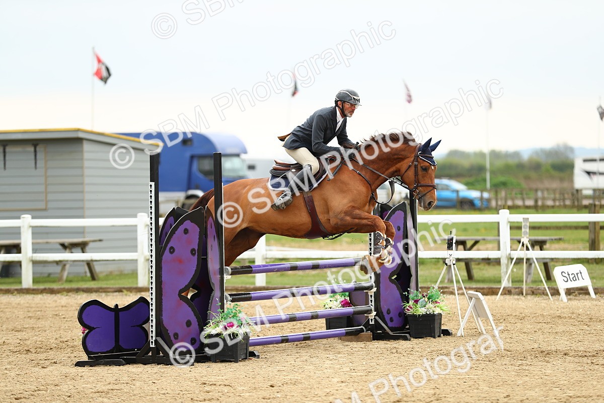 SBM_000523 - Class 2 - Senior British Novice 90cm