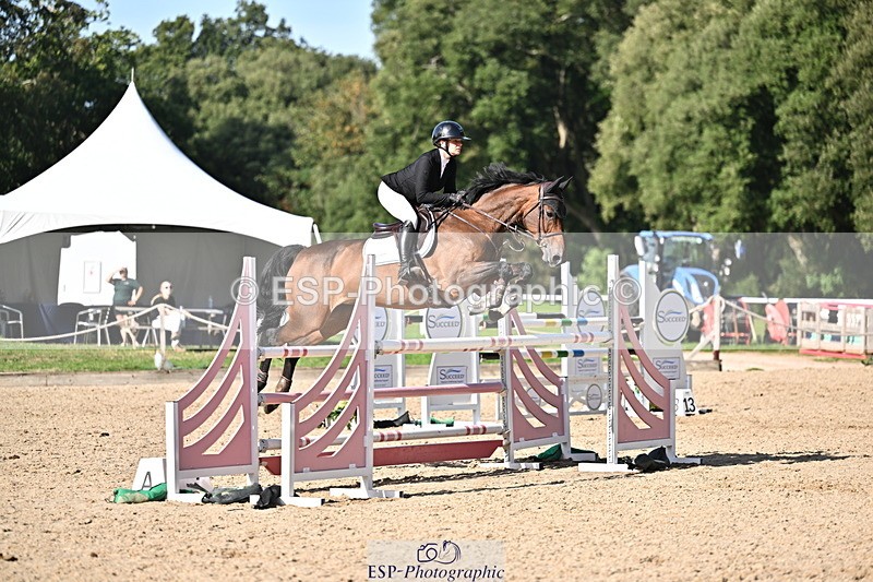 260906A-162800-04694 - Cls 24 Snr Foxhunter