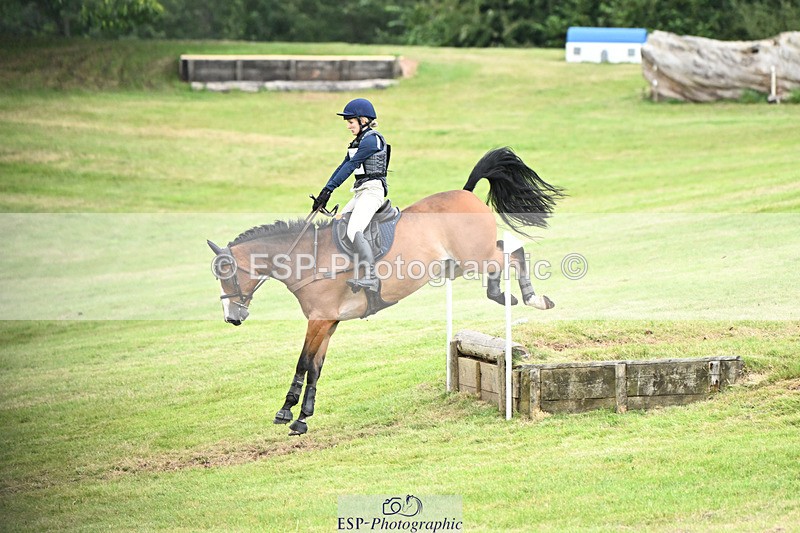 240825X-180735-38141 - 80cm XC 17.30 to End