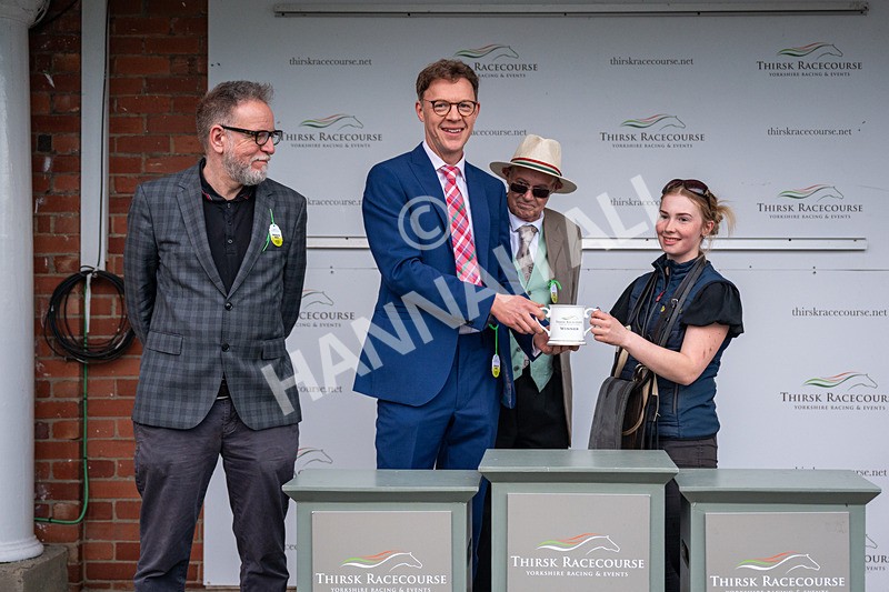 120425-Race 8-Emerald Army-0912 - Race 8