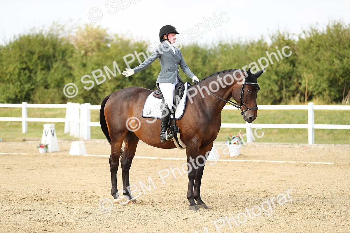 SBM_018439 - Class 14 - Novice 23 - 15.16-16.19