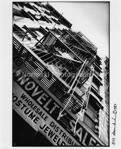 Novelty store - Reportage