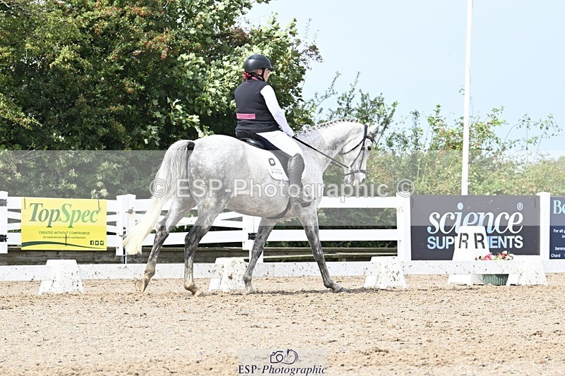 250907-131118-09829 - 071-Emma.ChapmanRoyal.Achiever