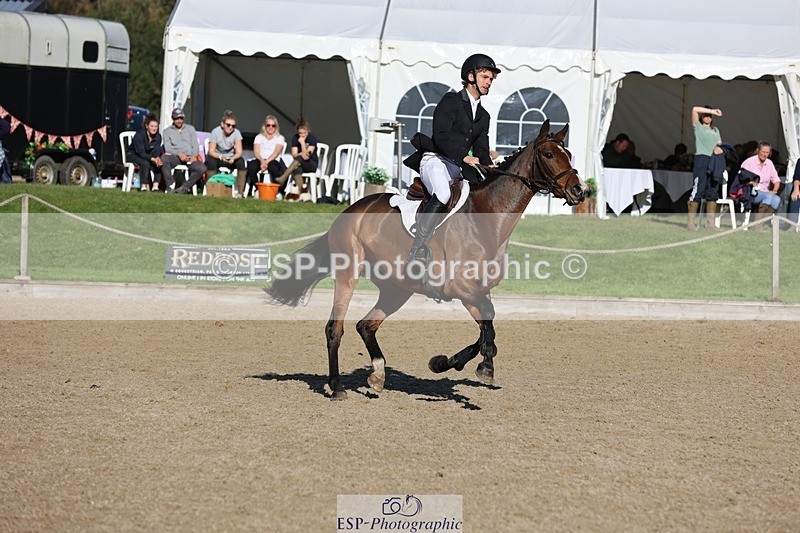 241027-112514-16765 - 327-Daniel.Hockey-JANE.CAMILLE